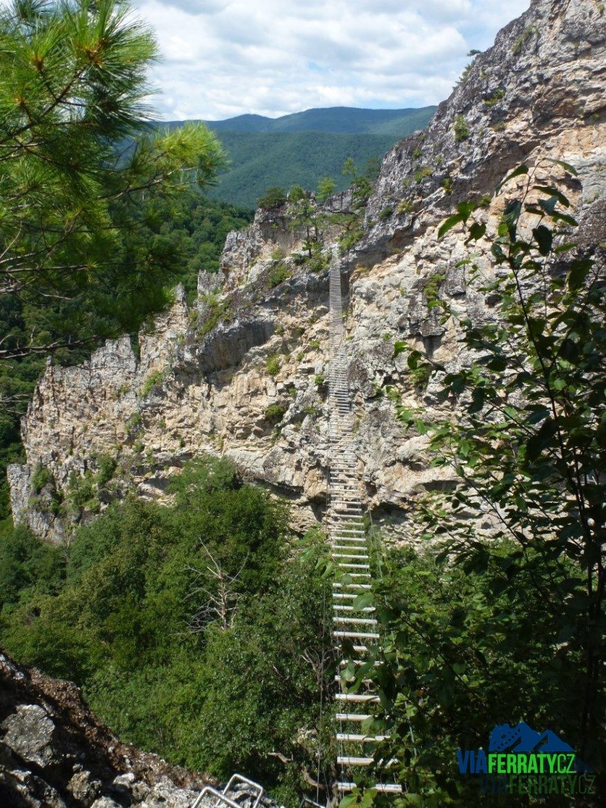 Nelson Rocks - ViaFerraty.cz