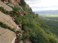 Via ferrata Shelter Rock - zarostlý traverz.