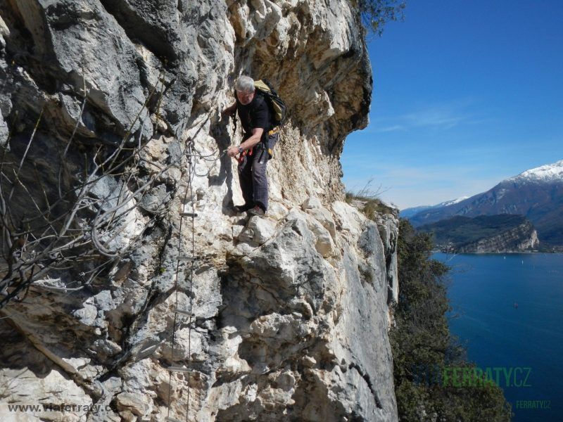 via-ferrata-sentiera-contrabbandieri-1