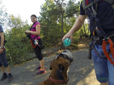 Cestou po vrcholovém hřebeni dostávám skvělou vodu.