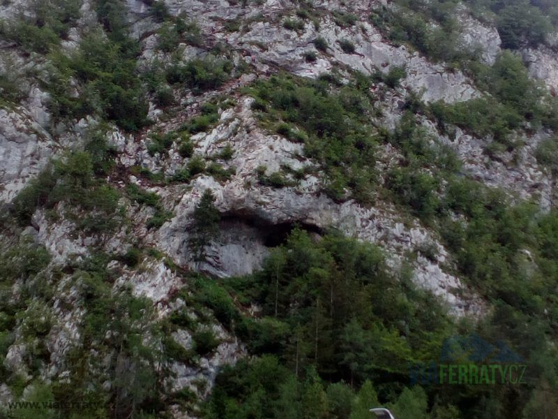 Via ferrata Aljaževa pot
